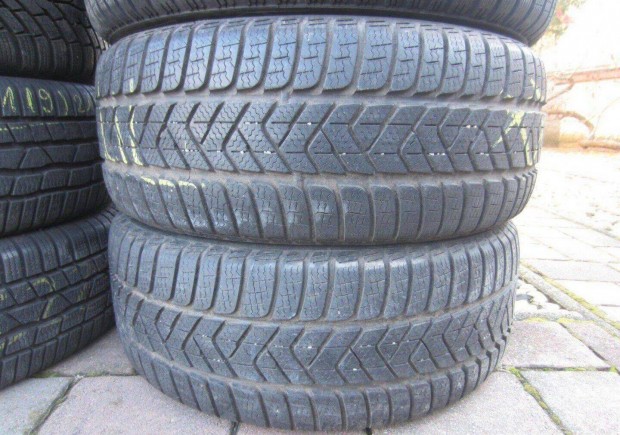 225/50 R17 Pirelli Sottozero3 98V