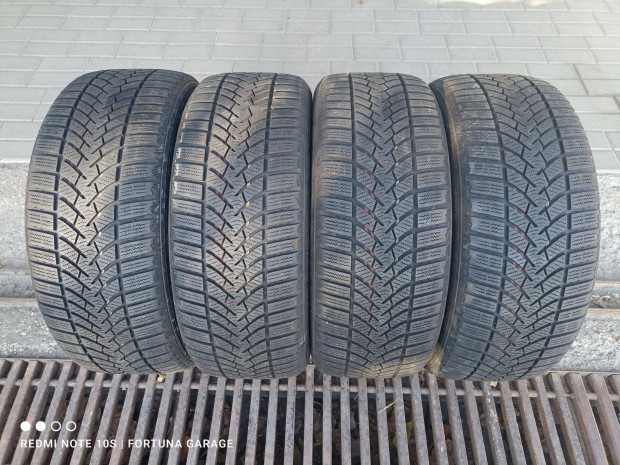225/50 R17" Semperit hasznlt tli garnitra