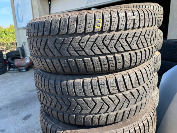 225/50 R17 pirelli 2db tli gumi