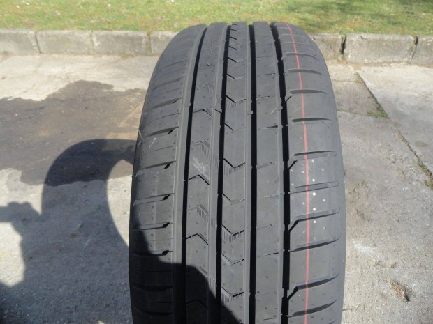 225/50 R18 Vredestein Ultrac nyri gumi 1db 2022