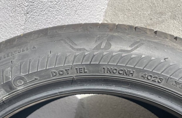 225/50 RF18 95v Bridgestone Alenza nyári gumi