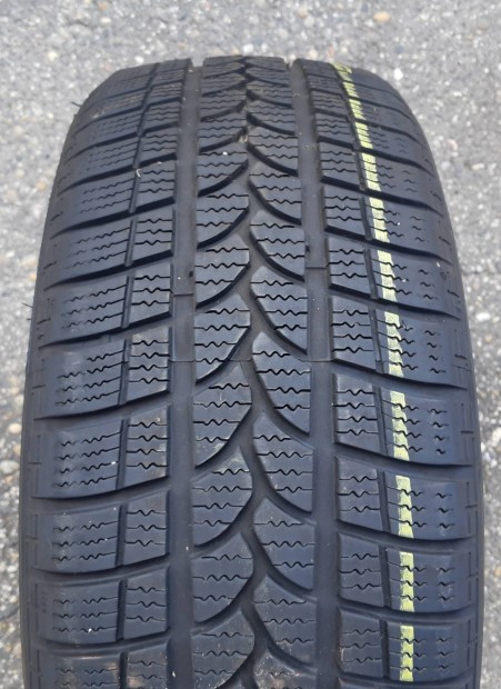 225/50 r17 Kormoran Snowpro. 2db.