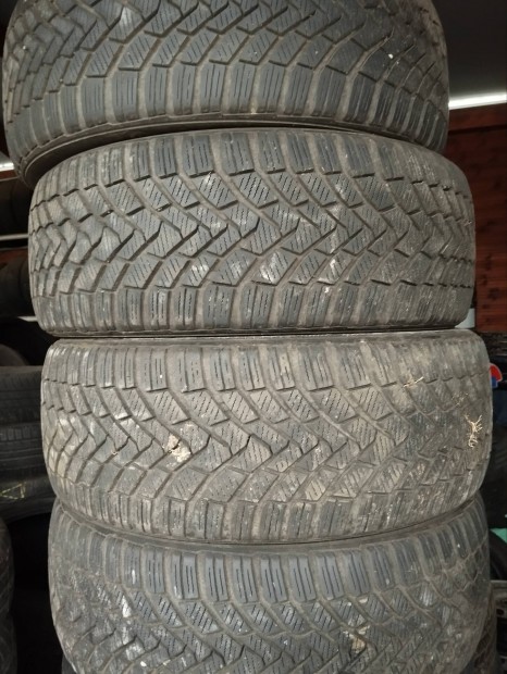 225/50 r17 T�li gumi Continental N�metorsz�gb�l 6.5 mm-es.