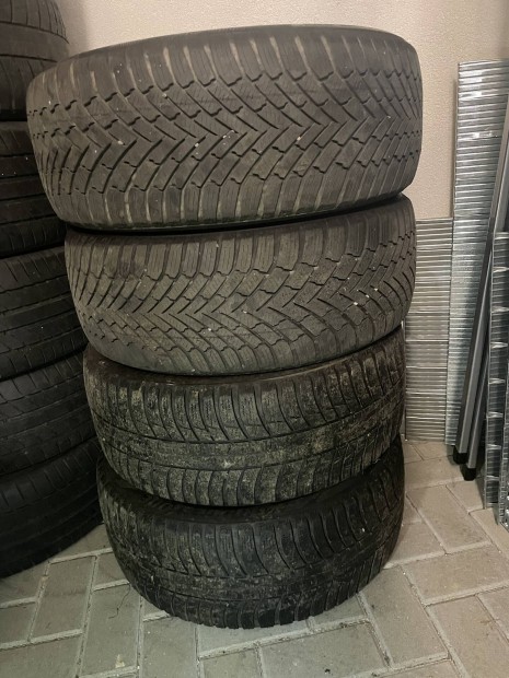 225/50 r17 Tli gumi continental/bridgestone