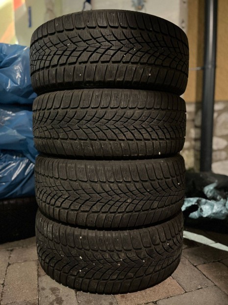 225/50 r17 tligumi dunlop