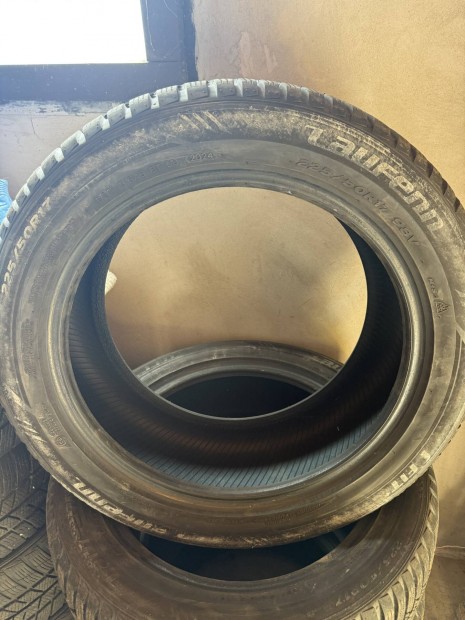 225/50 tligumi laufen 