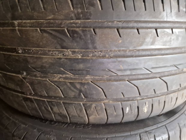 225/50r17 nyarigumik laufenn/continental
