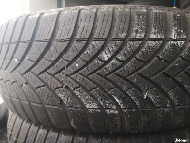 225/55R17 2db 2021 Semperit tligumik