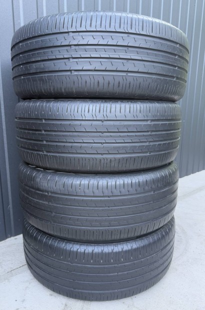225/55R18 Continental használt nyári gumi szett dot22 225/55 R18
