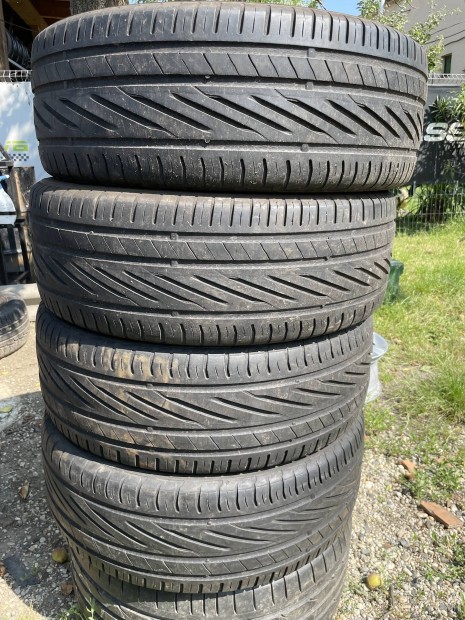 225/55R18 Uniroyal nyárigumik