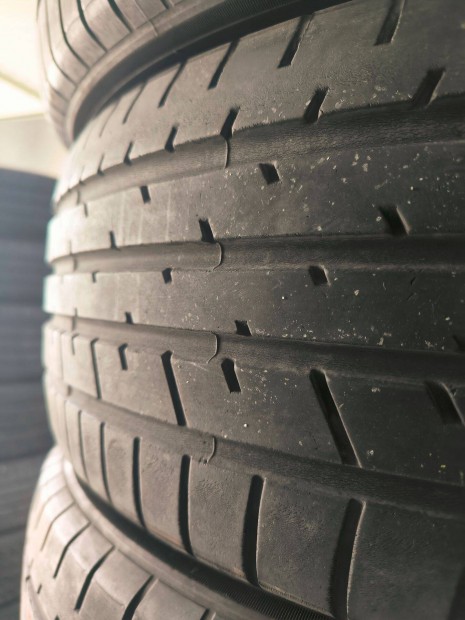 225/55R19 Toyo nyárigumik eladók