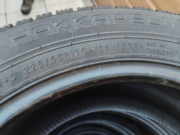 225 55 17 c nokian 225/55 R 17 C téli gumi garnitura 2023.39.hét