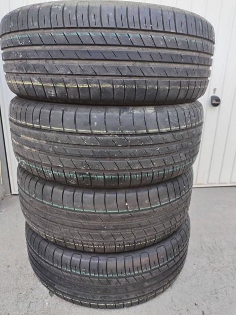 225 55 17 goodyear 225/55 R 17 nyári gumi garnitura