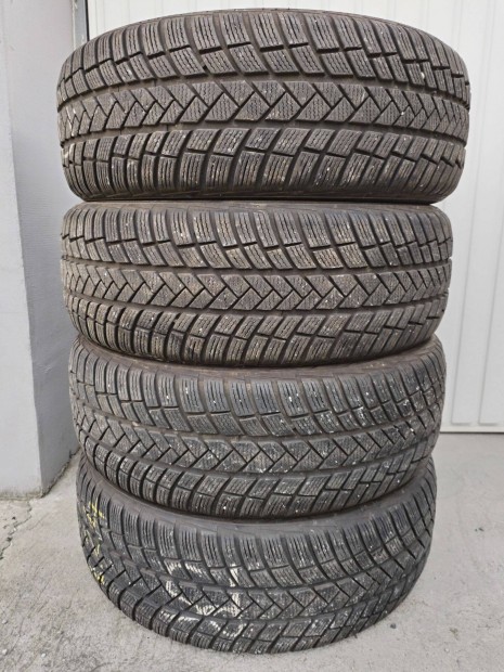 225 55 18 vredestein 225/55 R 18 téli gumi garnitura