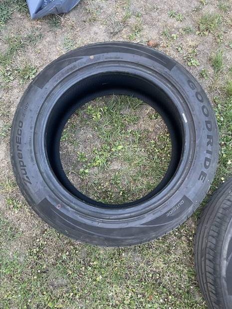 225/55 R17 2x2 nyri gumi