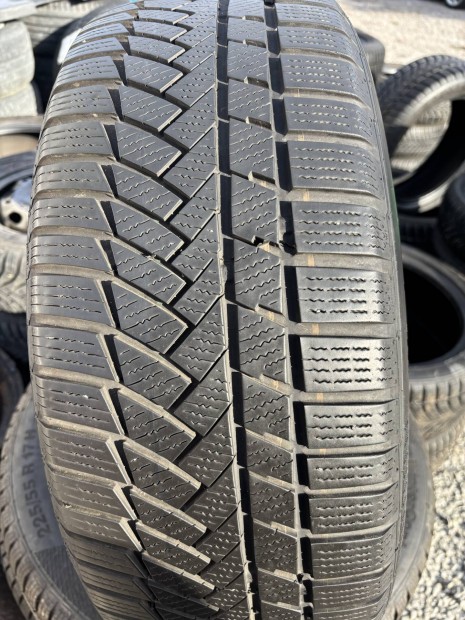 225/55 R17 Continental tli gumi