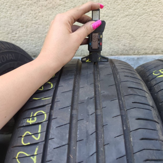 225/55 R17 Falken nyári gumi 20000ft a 2db/93/