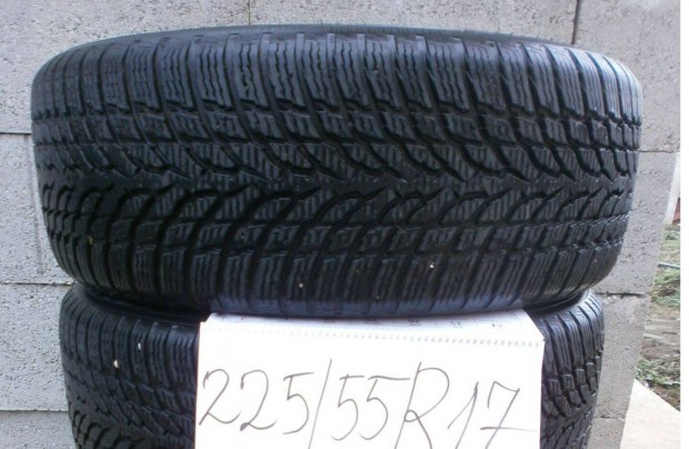 225/55 R17 Nokian tligumi 4 db