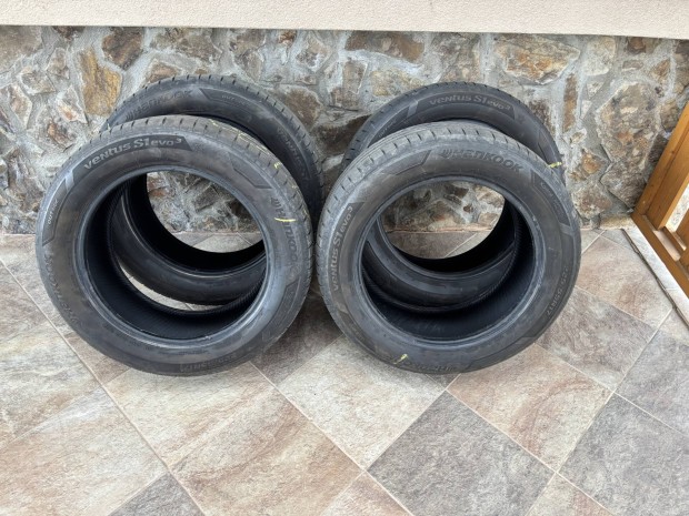 225/55 R17 Ny�ri gumi