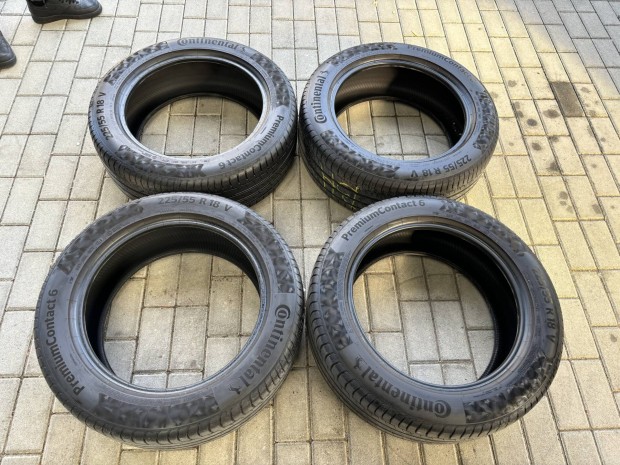 225/55 R18 Continental nyrigumi