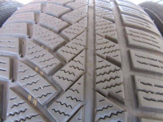 225/55 R 19 Continental Tli Gumi Elad