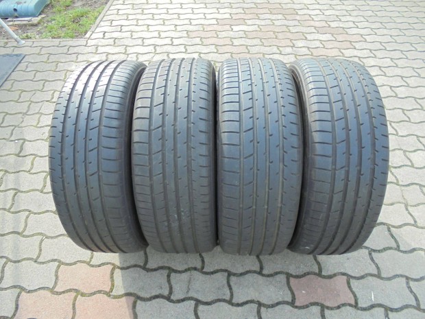 225/55 R 19-es 2023-as Toyo szinte �j ny�ri gumi