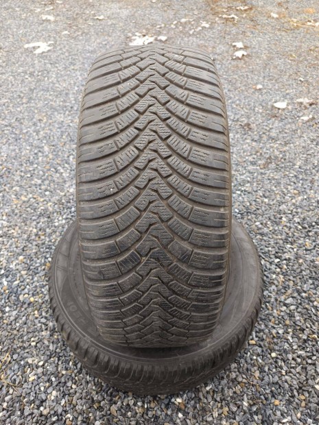 225/55 r16 2db Falken tli gumi elad