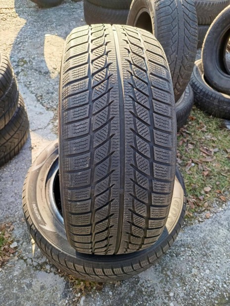 225/55 r17 1éves 2db 80%os Goodride téli gumi eladó
