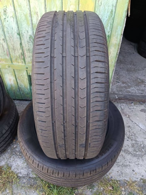225/55 r17 2éves 80%os 2db Contonental nyári gumi eladó