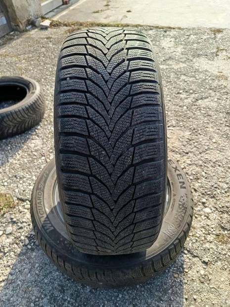 225/55 r17 3éves 80%os 2db Nexen téli gumi eladó