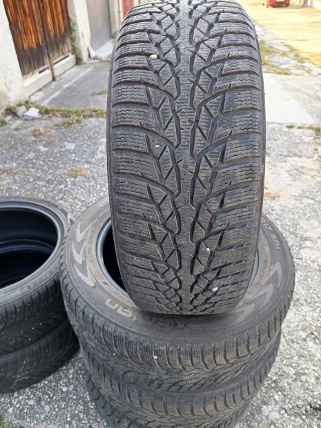 225/55 r17 4db Nokian téli gumi eladó