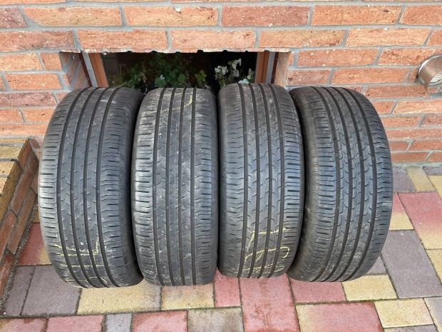 225/55 r17 Continental nyrigumi szett!