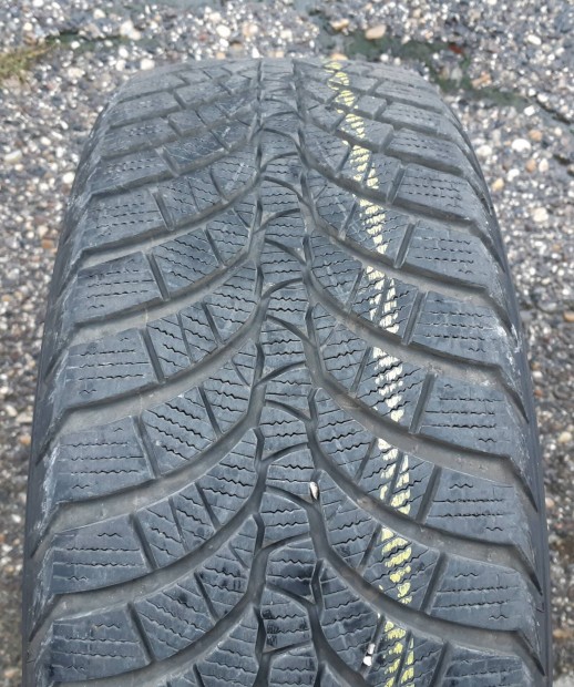 225/55 r17 Kumho Wintercraft wp71. 4db.