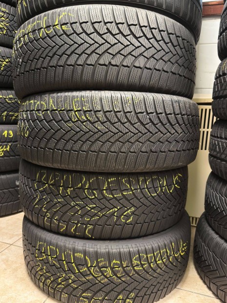 225/55/r18 Bridgestone 4db Tli DOT2422