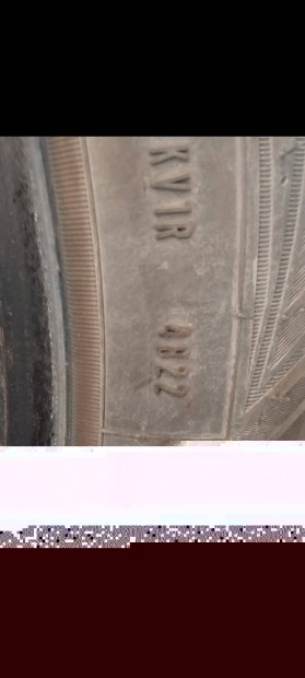 225/55 r18 Goodyear 4 évszakos Dot:4822 , 7mm-es.