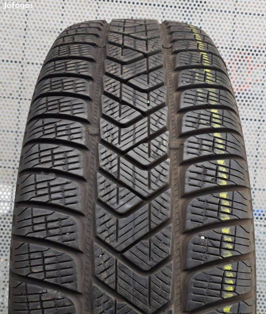 225/55 r19 Pirelli Scorpion Winter. 4db