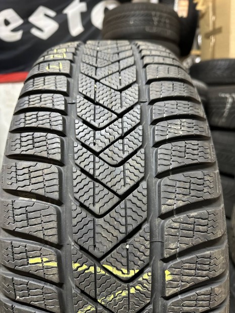 225/55r18 Pirelli tli gumi 225/55R18