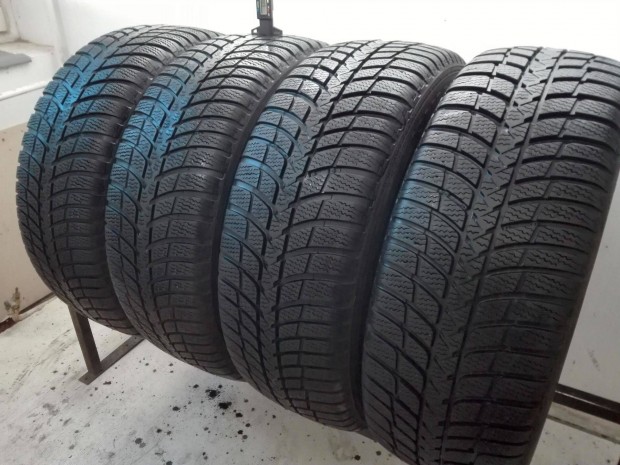225/60R17 Kumho téli gumi garnitúra 225/60 r17