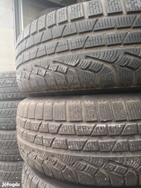 225/60R17 Pirelli tligumi