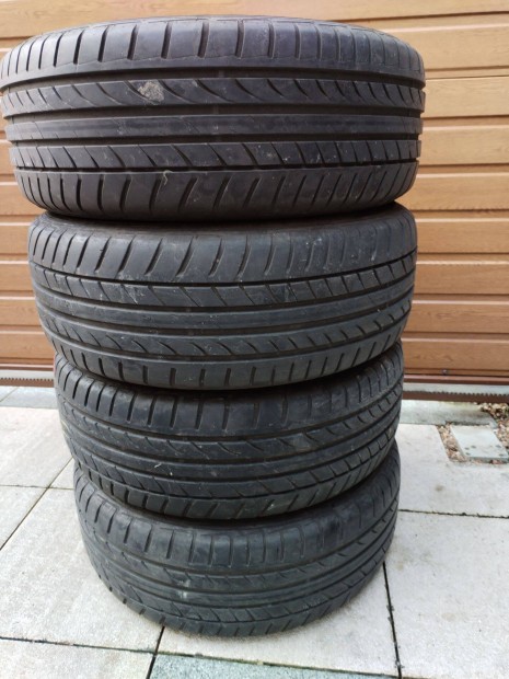 225 60 17 dunlop RSC 225/60 R 17 nyri gumi garnitura