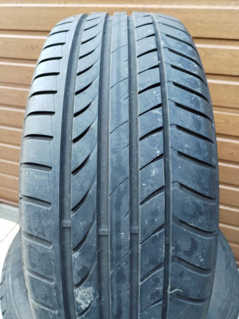 225 60 17 dunlop RSC 225/60 R 17 nyári gumi garnitura