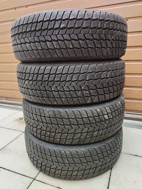 225 60 18 nexen 225/60 R 18 tli gumi garnitura