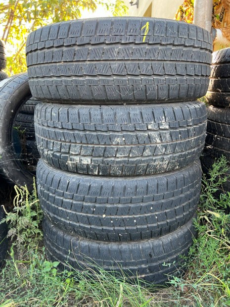 225/60 R17C falken 4db tli gumi