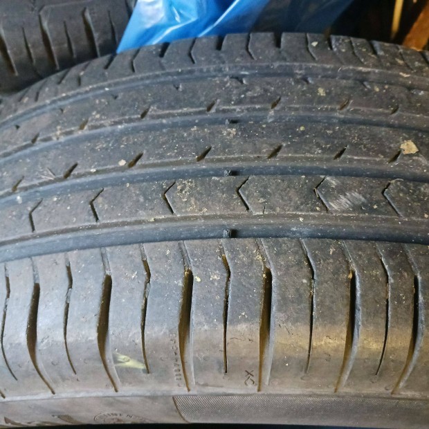 225/60 R17 Continental nyári gumi