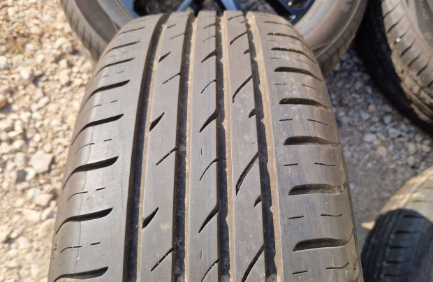 225/60 R17 Nexen 2022-es nyári gumi garnitúra 7-7,5mm 225/60R17