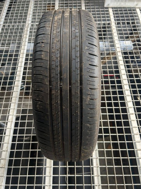 225 60 R18 Dunlop DOT18