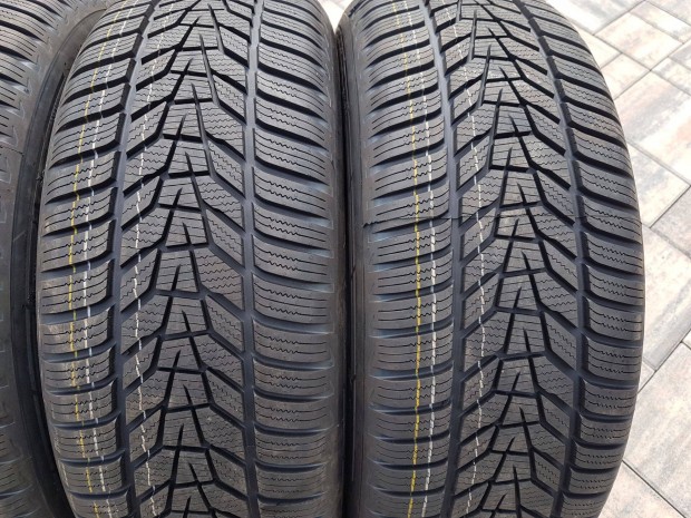 225/60 R18 új téli gumi 4db Hankook DOT2024