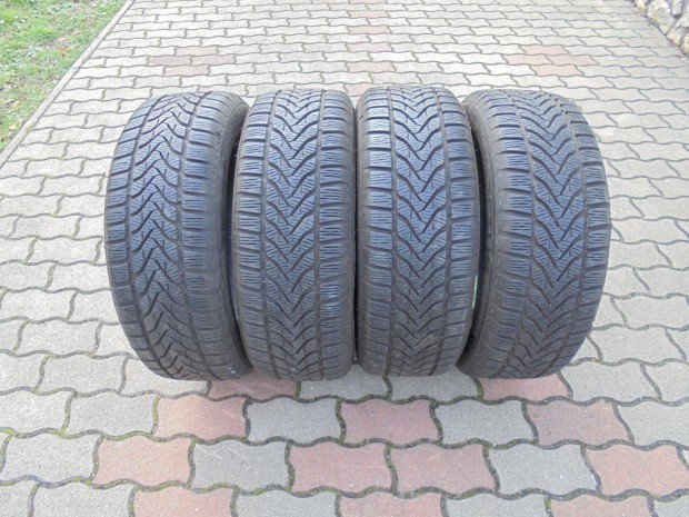 225/60 R 17-es Lassa tli gumi j llapotban elad