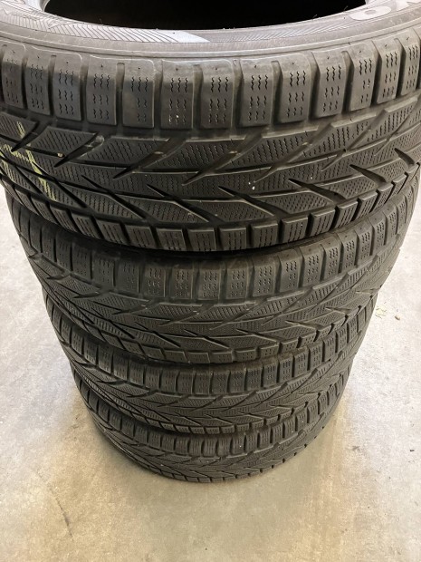 225/60 R 17 tligumi 