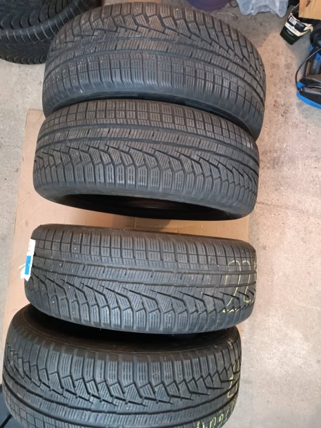 225/60 r17 99h Hankook Wintericept Evo2 téligumi garnitúra